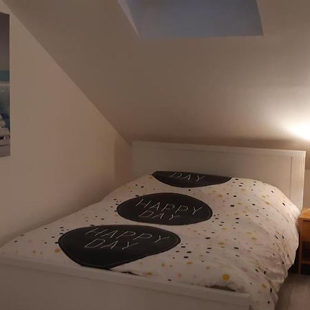 Guibert 19 Studio Combles Wifi Sweet Home Caudebec-les-Elbeuf Exterior foto